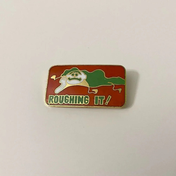 Vintage Roughing It Camping  Pin Taiwan - Picture 11 of 11